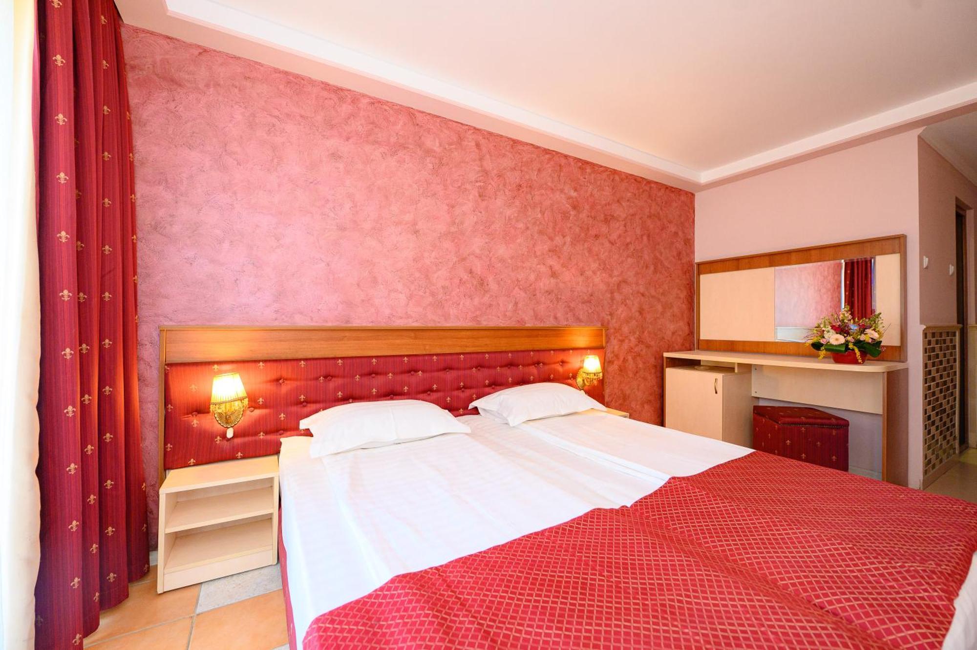 Hotel Iris-Mimoza Jupiter Zewnętrze zdjęcie